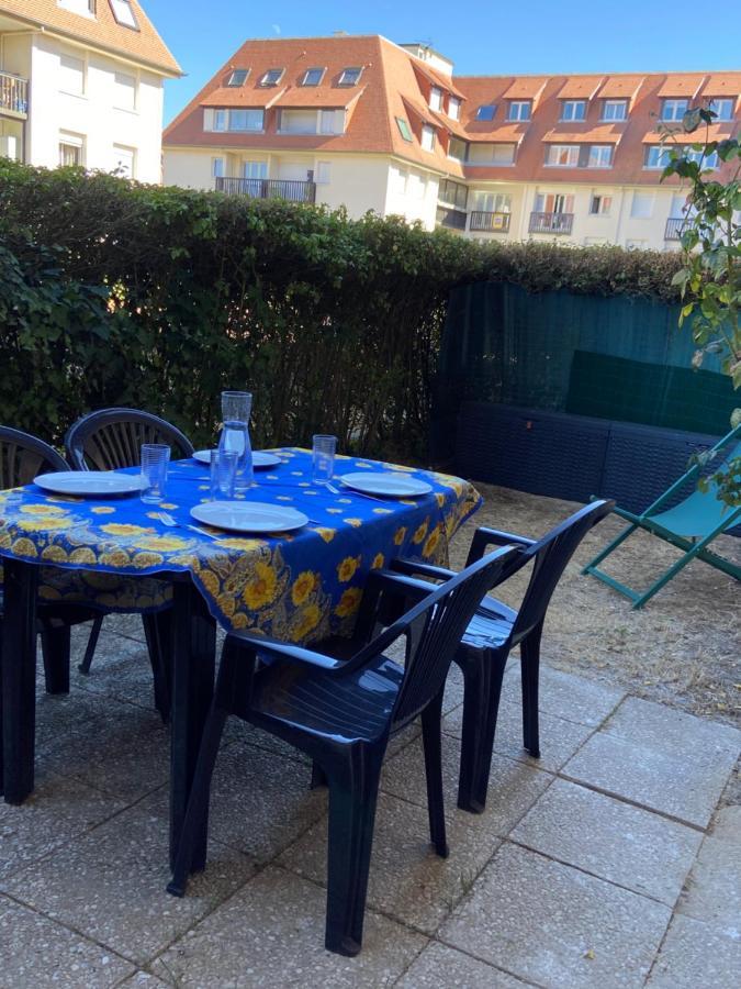 2 Pieces Avec Jardin ! Apartment Villers-sur-Mer Bagian luar foto